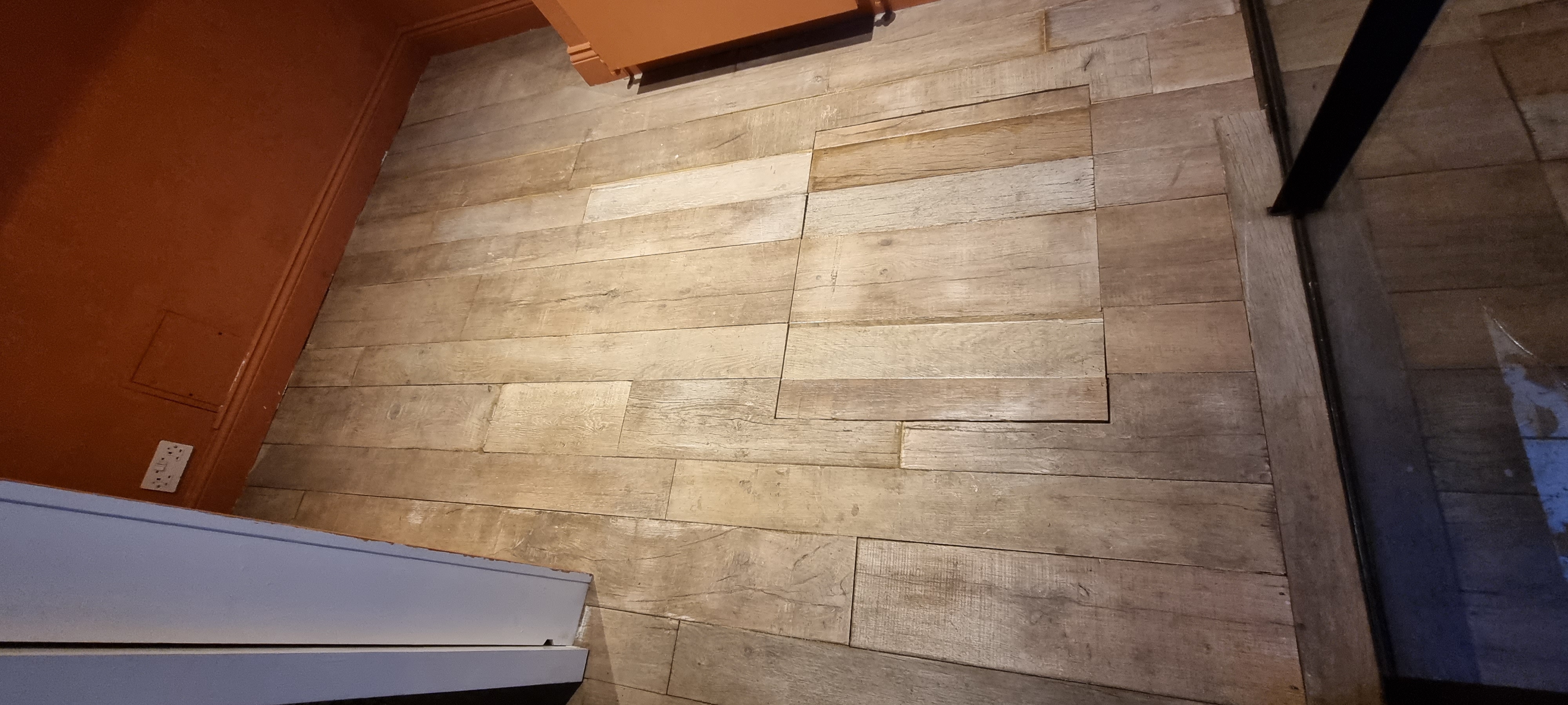 Hardwood Floor Fitting in Hackney